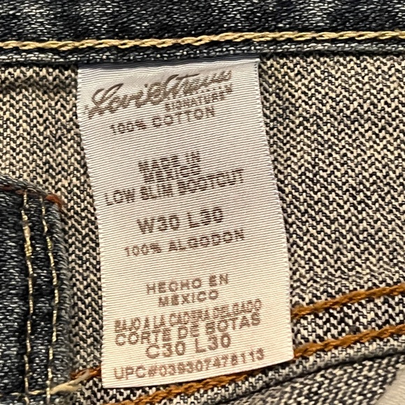 Levi Strauss Distressed Relaxed Fit Jeans - Picture 5 of 8